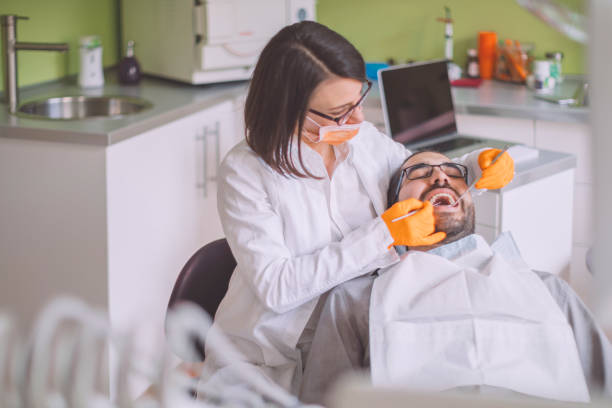 Best Cracked Tooth Emergency Dentist  in Fredericksburg, PA